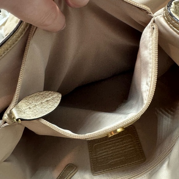 Coach Penelope Signature Linen Shoulder Bag F19266 - Picture 11 of 15